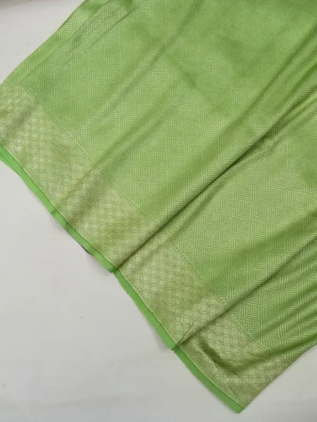 'LYRIL GREEN' PURE MASHRU SILK BANARASI SAREE - Lyril Green pure Banarasi mashru satin silk saree