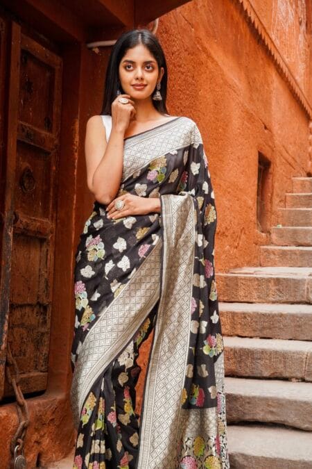 HANDWOVEN GEORGETTE HANDPAINTED BANARASI SAREE